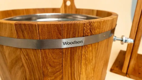Обливное устройство Woodson с нержавеющей вставкой, 17 л., дуб