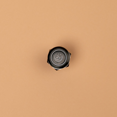 Кнопка для смарт-стекла