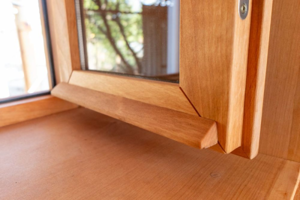 Окно Woodson 30*30, стекло бронза, ольха